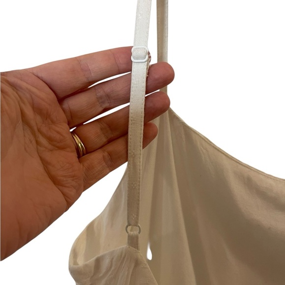 Lovers and Friends tiered mini dress eyelet white Y2K medium NWT summer - Picture 4 of 12